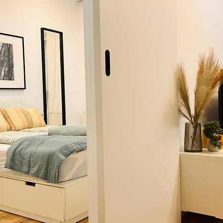 Apartment Sloneczny 22 *